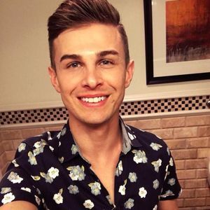 Meet your Posher, Manny